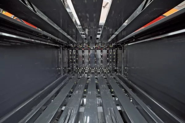 kuhn-sb-1270-1.jpg kuhn-sb-1270-1.jpg